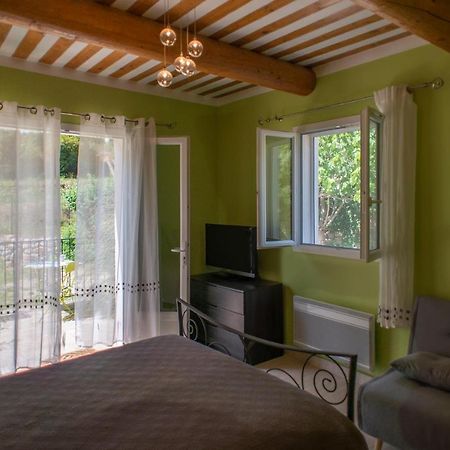 Bed and Breakfast Les Manaux En Provence Roquevaire Exterior foto