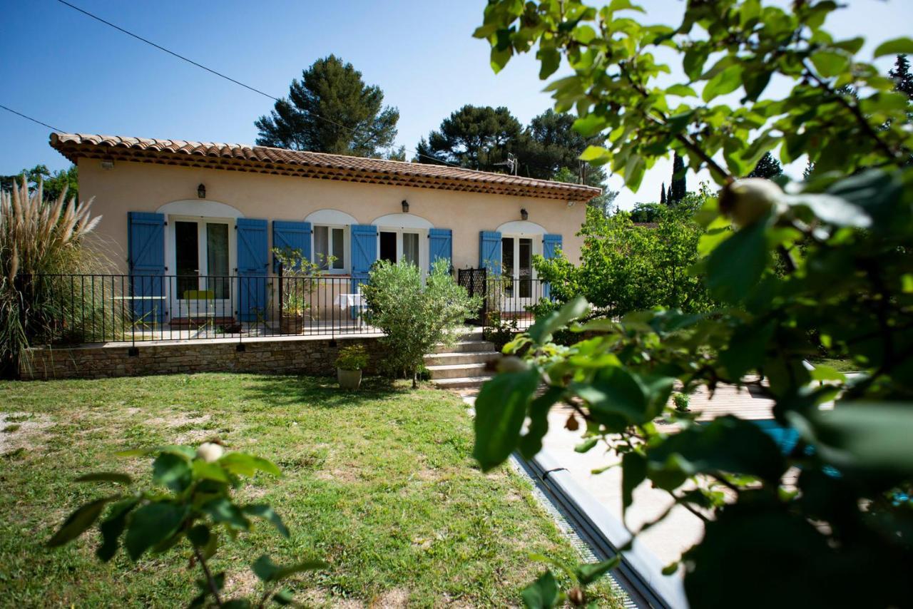 Bed and Breakfast Les Manaux En Provence Roquevaire Exterior foto