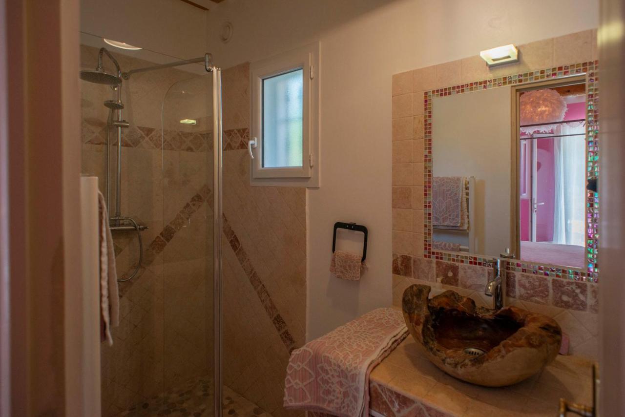 Bed and Breakfast Les Manaux En Provence Roquevaire Exterior foto